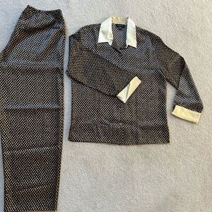 John’s New York Pajama Set